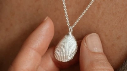 Pendentif coquillage en pate d'argent
