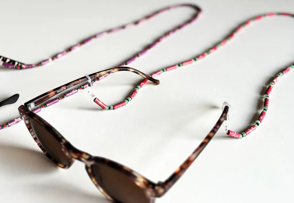Fil pour lunettes en perles (6).webp